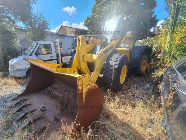 1#9927 Pala gommata Komatsu in vendita - foto 1