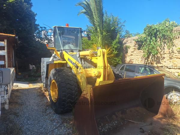 1#9927 Pala gommata Komatsu in vendita - foto 2