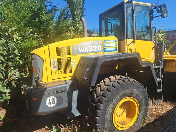 1#9927 Pala gommata Komatsu in vendita - foto 7