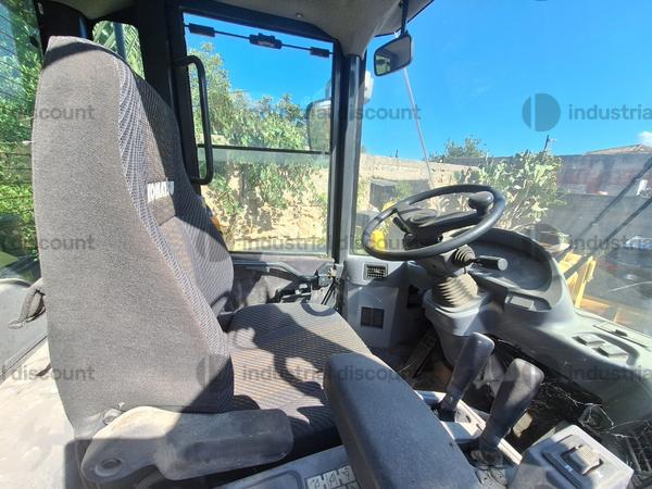 1#9927 Pala gommata Komatsu in vendita - foto 9