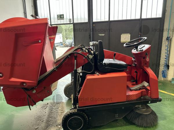 1#9930 Spazzatrice RCM Boxer plus in vendita - foto 2