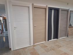 Porte maniglie e legname - Lotto 11 (Asta 9933)