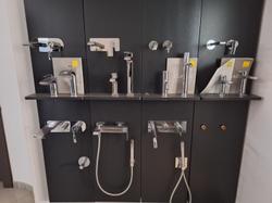 Rubinetterie e accessori - Lotto 16 (Asta 9933)