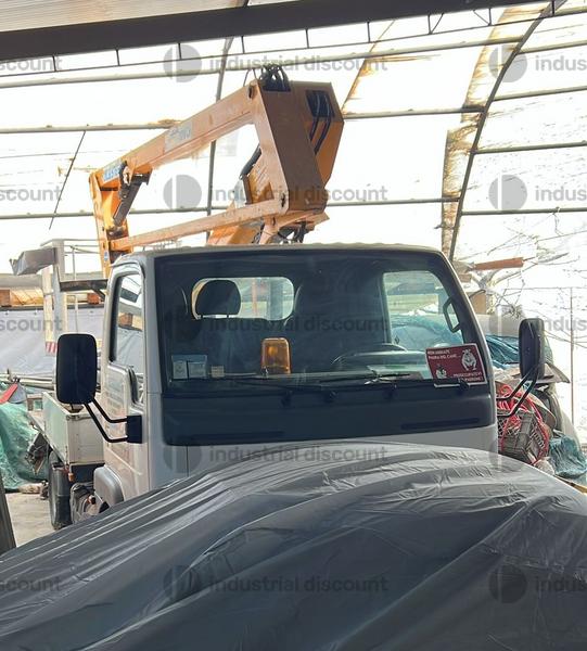 1#9935 Camion Nissan Cabstar con cestello in vendita - foto 11