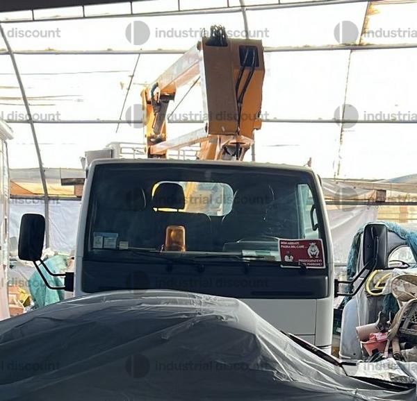 1#9935 Camion Nissan Cabstar con cestello in vendita - foto 14