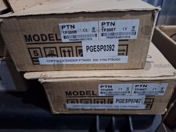 6#9947 Convertitori  e distributori VGA in vendita - foto 4