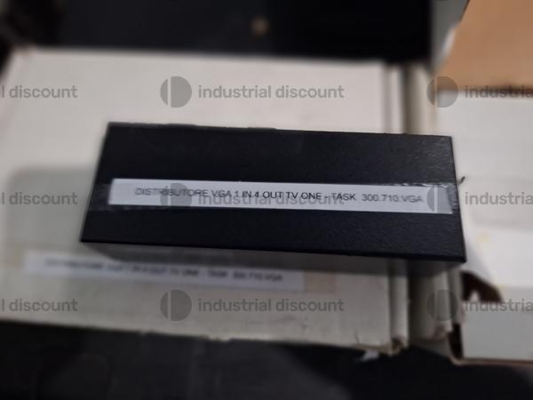 6#9947 Convertitori  e distributori VGA in vendita - foto 6