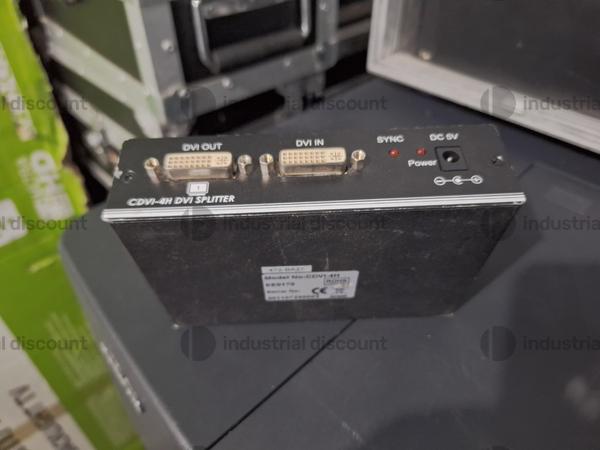 6#9947 Convertitori  e distributori VGA in vendita - foto 18