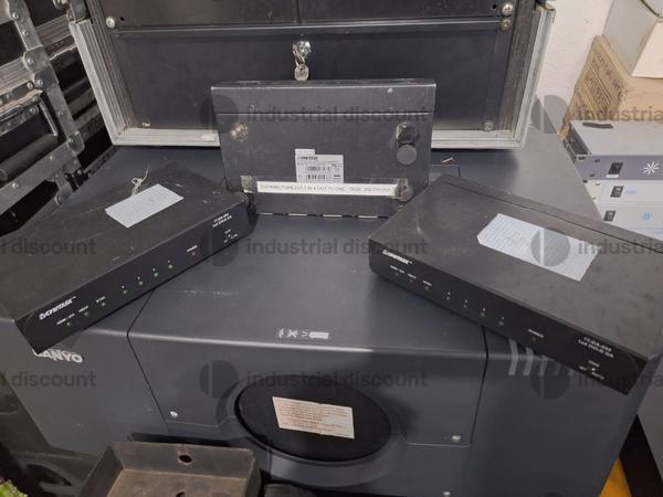 6#9947 Convertitori  e distributori VGA in vendita - foto 19