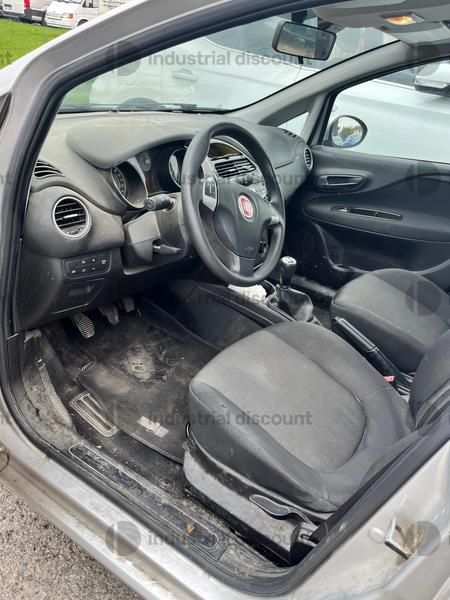 4#9948 Autovettura Fiat Punto in vendita - foto 6