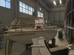 Motor boats  forklifts - Lot 0 (Auction 9950)