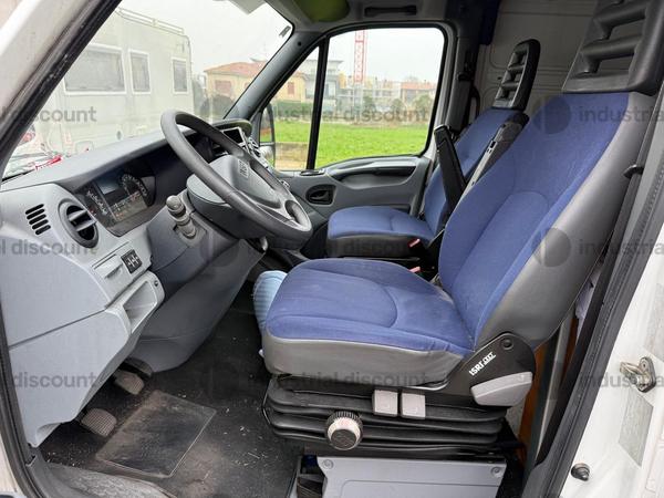 1#9954 Autoveicolo Iveco 35/E4 in vendita - foto 12