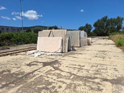 Marble and granite slabs and blocks - Lot 2 (Auction 9960)