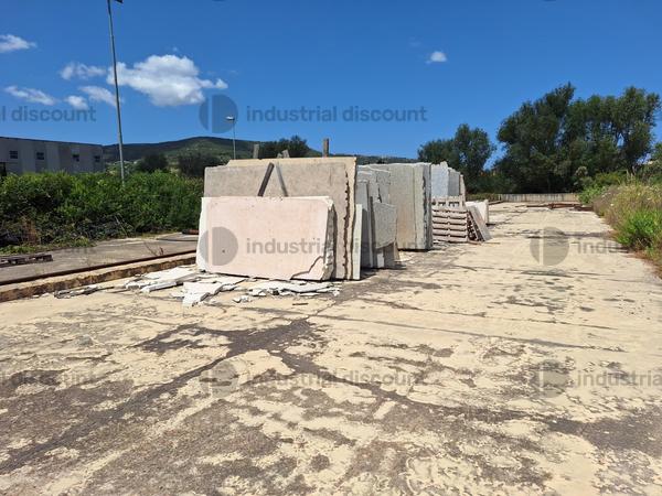 2#9960 Lastre e blocchi di marmo e granito in vendita - foto 1