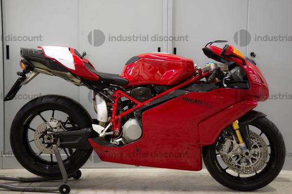14#9982 Moto Ducati 749 R in vendita - foto 1