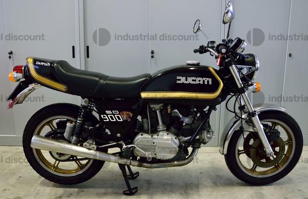 16#9982 Moto Ducati 900 Darmah in vendita - foto 1