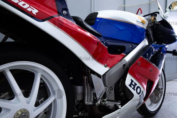 19#9982 Moto Honda VFR 750R RC 30 in vendita - foto 5