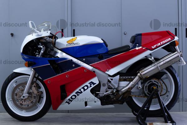 19#9982 Moto Honda VFR 750R RC 30 in vendita - foto 34