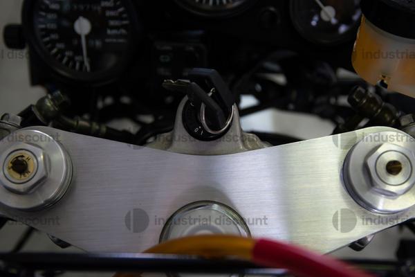 19#9982 Moto Honda VFR 750R RC 30 in vendita - foto 36