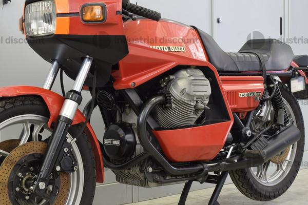 21#9982 Moto Guzzi Le Mans in vendita - foto 2