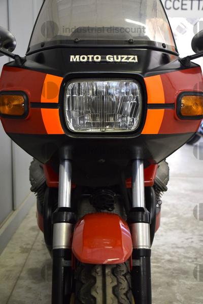21#9982 Moto Guzzi Le Mans in vendita - foto 3