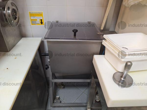3#9985 Attrezzature per la macelleria in vendita - foto 8