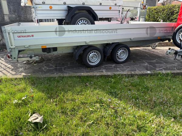 Rimorchi e semirimorchi in vendita