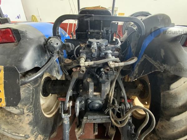 13#9999 Trattore New Holland TN95F in vendita - foto 3