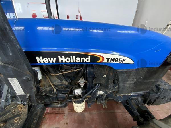 13#9999 Trattore New Holland TN95F in vendita - foto 4
