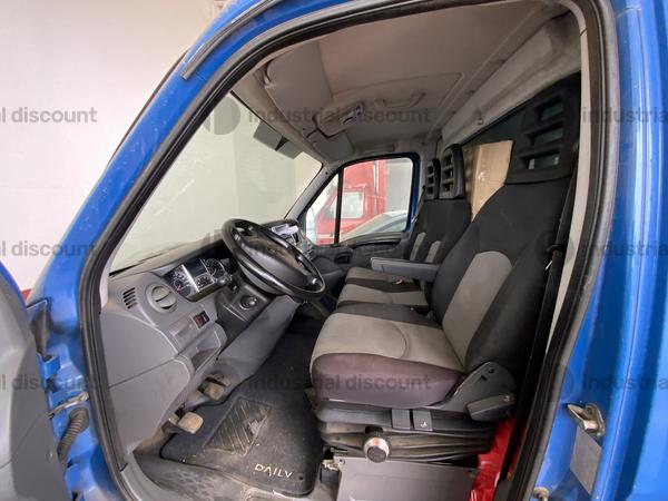4#9999 Autocarro Iveco Daily in vendita - foto 4
