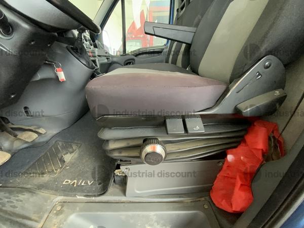 4#9999 Autocarro Iveco Daily in vendita - foto 8