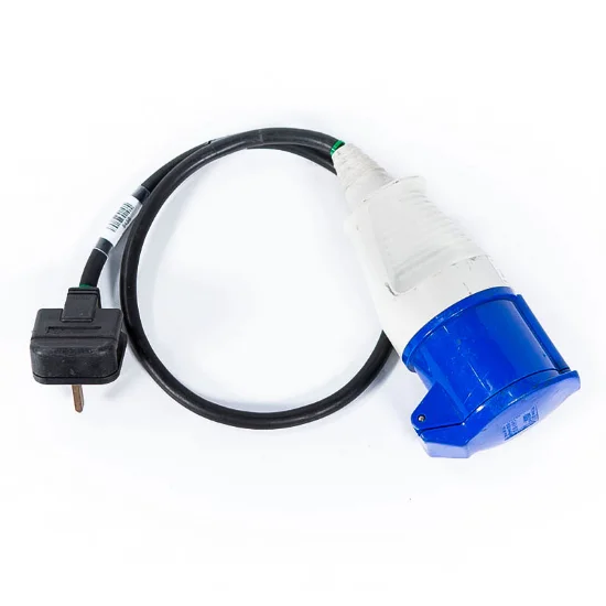 Hire 13A to 32A Adapter - Image 1