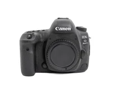 Rent Canon EOS 5D Mark IV - Image 1