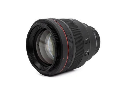 Rent Canon RF 85mm f/1.2 L USM DS - Image 2