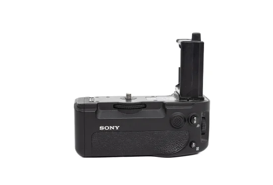 Rent Sony VG-C4EM Vertical Grip - Image 1
