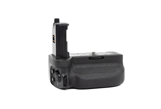 Rent Sony VG-C4EM Vertical Grip - Image 2