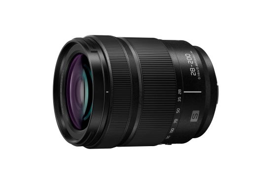 LUMIX S 28-200mm F4-7.1 Macro - 1