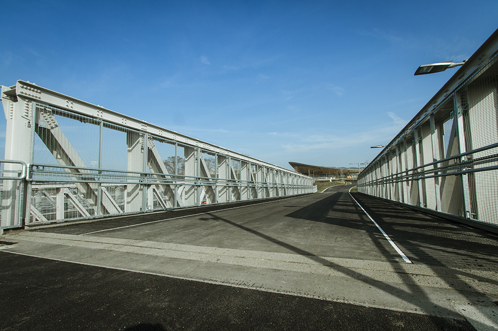Rumble strips to the side of the circuit where it goes over the bridge could present a danger when it's raining, especially as one of the bridges is within the final 500m.