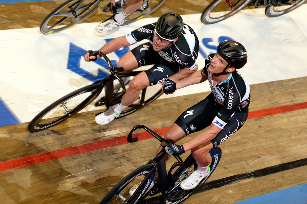 Photo: Mark Cavendish and Iljo Keisse. 