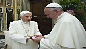 Francesco pronto a ritirare il nulla osta di papa Ratzinger alle messe in latino