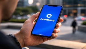 Coinbase étend les prêts cryptographiques américains à XRP, DOGE, ADA et LTC - La Crypto Monnaie