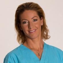 Lévay Bernadett - plasztikai sebész