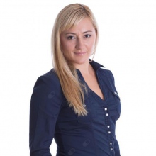 Csulak Fruzsina - fogorvos