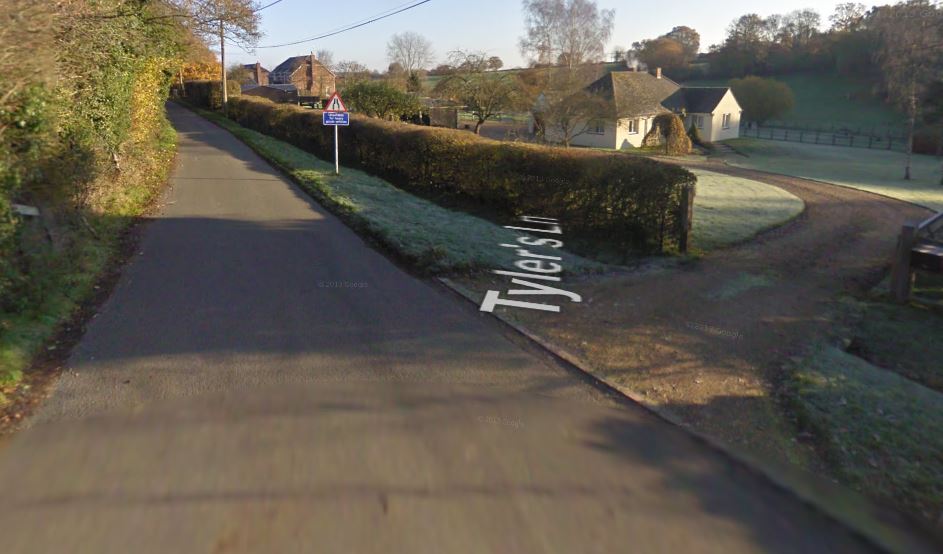 New water mains for Bucklebury