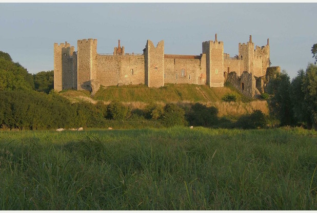 Franglingham_Castle_01