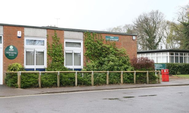 Chiltern Edge School could be saved as councillors vote to halt closure