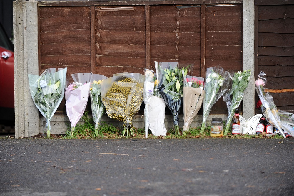 Dart-close-tributes
