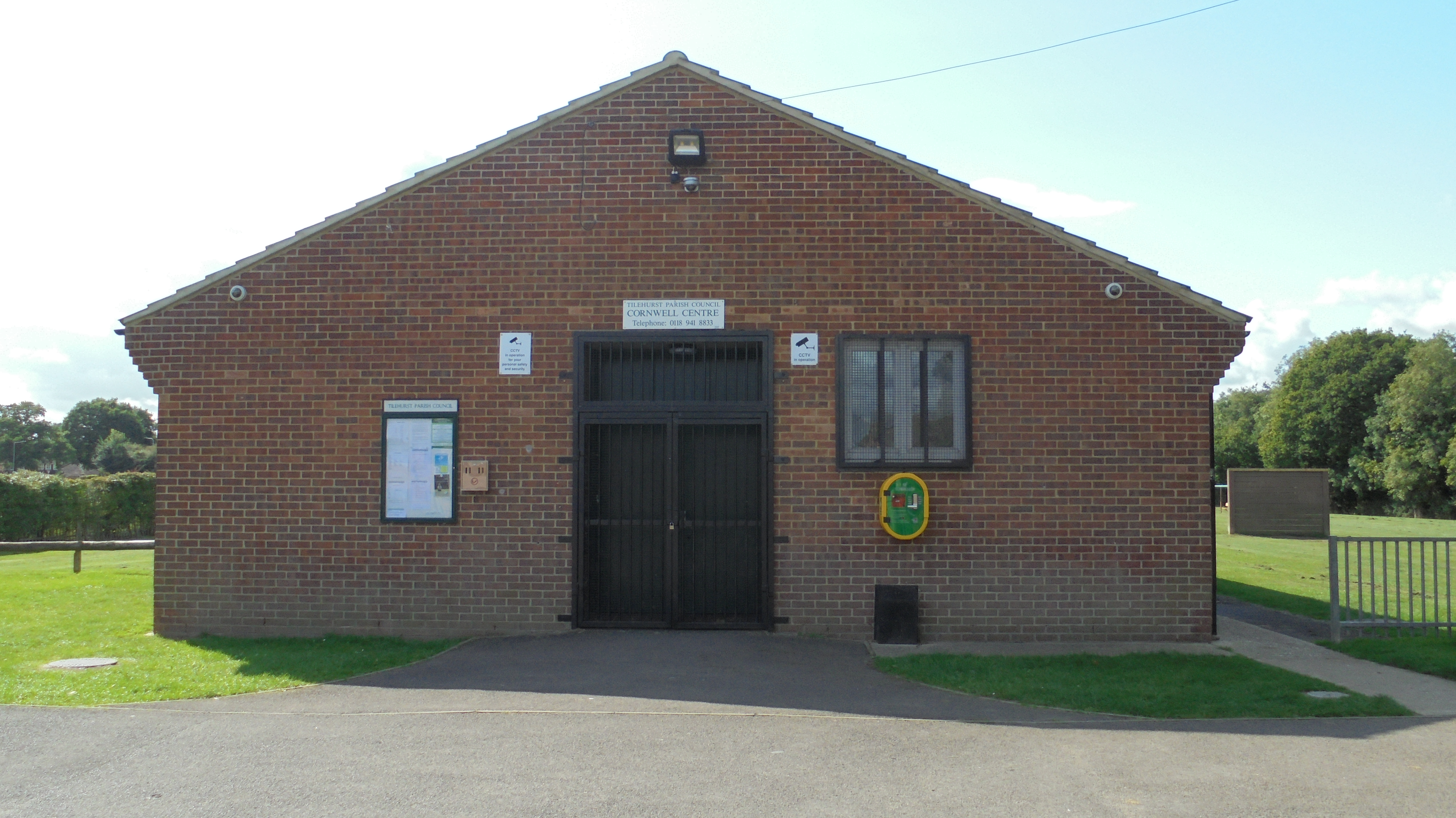Tilehurst Parish Council install public access defibrillators