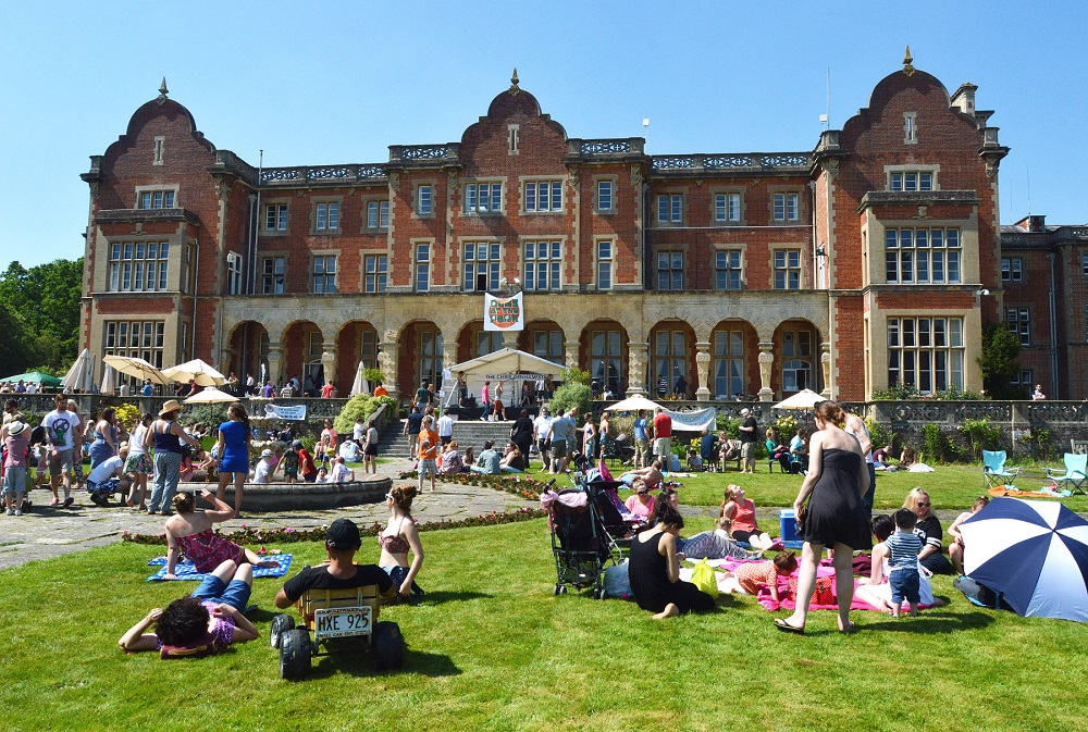 Easthampstead Park Conference Centre could be sold in bid to save