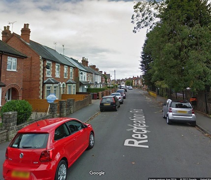 Tilehurst rat run 'not forgotten' despite three year wait for fix